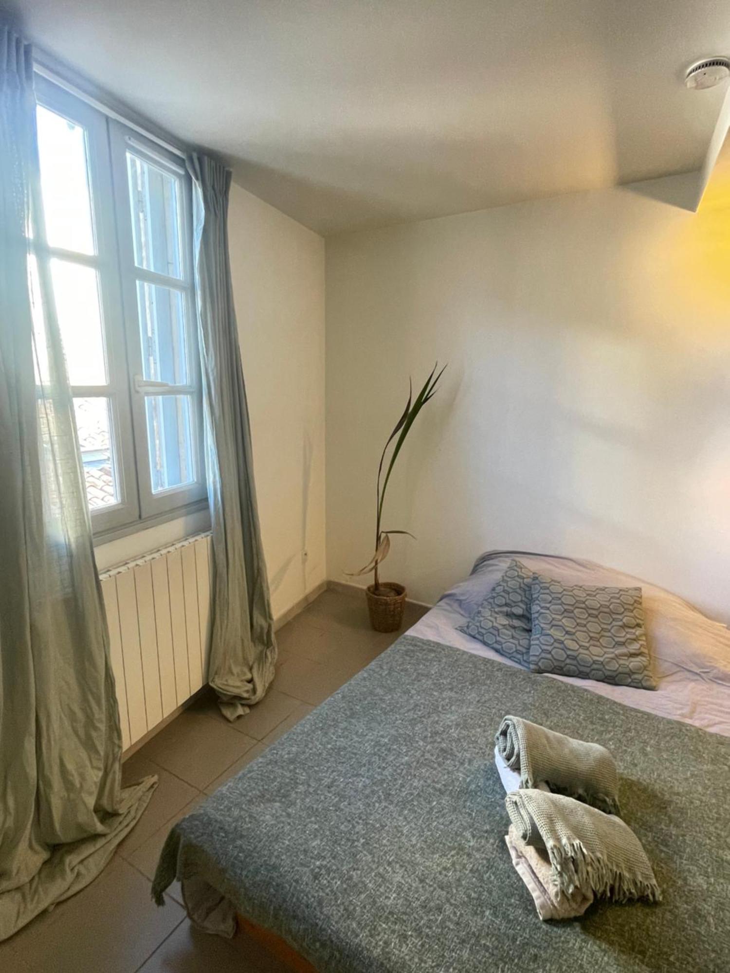 Studio Au Coeur De Montpellierアパートメント エクステリア 写真